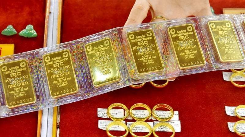 Vàng SJC và nhẫn đồng loạt tăng, thế giới hướng tới mốc 5.000 USD/ounce