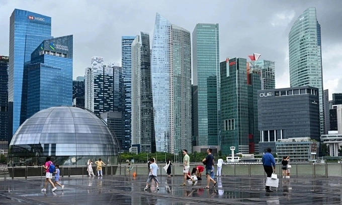 Which Southeast Asia country leads the world in talent attraction?