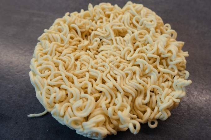 Which Southeast Asian country ranks second worldwide in instant noodle consumption? Which Southeast Asian country ranks second worldwide in instant noodle consumption?