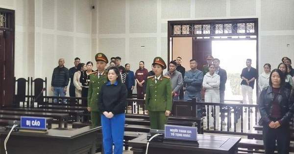 Người phụ nữ lừa đảo hơn 31 tỉ đồng để “nướng” vào cờ bạc