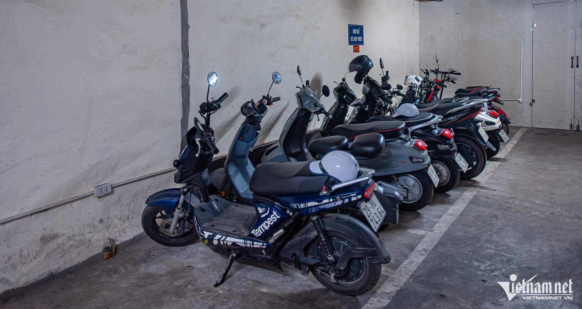 Bộ Xây dựng vào cuộc sau lệnh cấm gửi xe điện ở chung cư HH Linh Đàm 