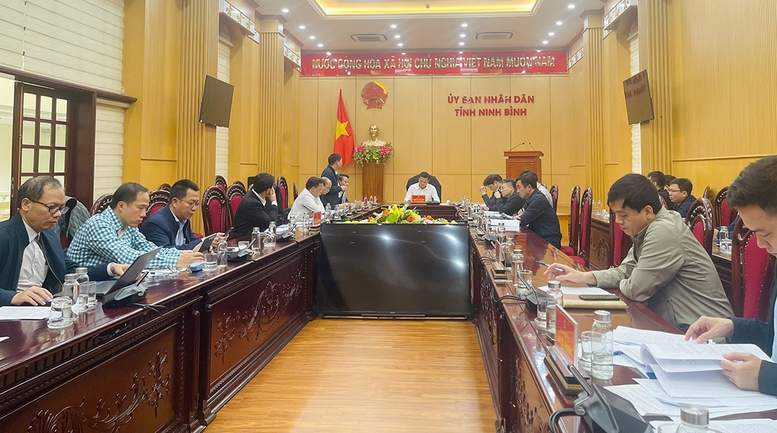 Đẩy nhanh tiến độ các dự án lưới điện truyền tải trọng điểm tại Ninh Bình