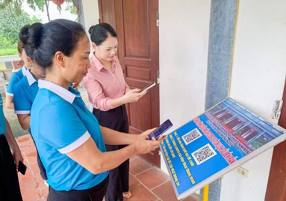 Phụ nữ vùng cao từng bước bắt nhịp kinh tế số, nâng cao thu nhập