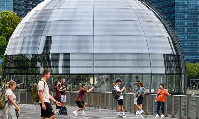 Singapore named world’s second-richest country in 2025
