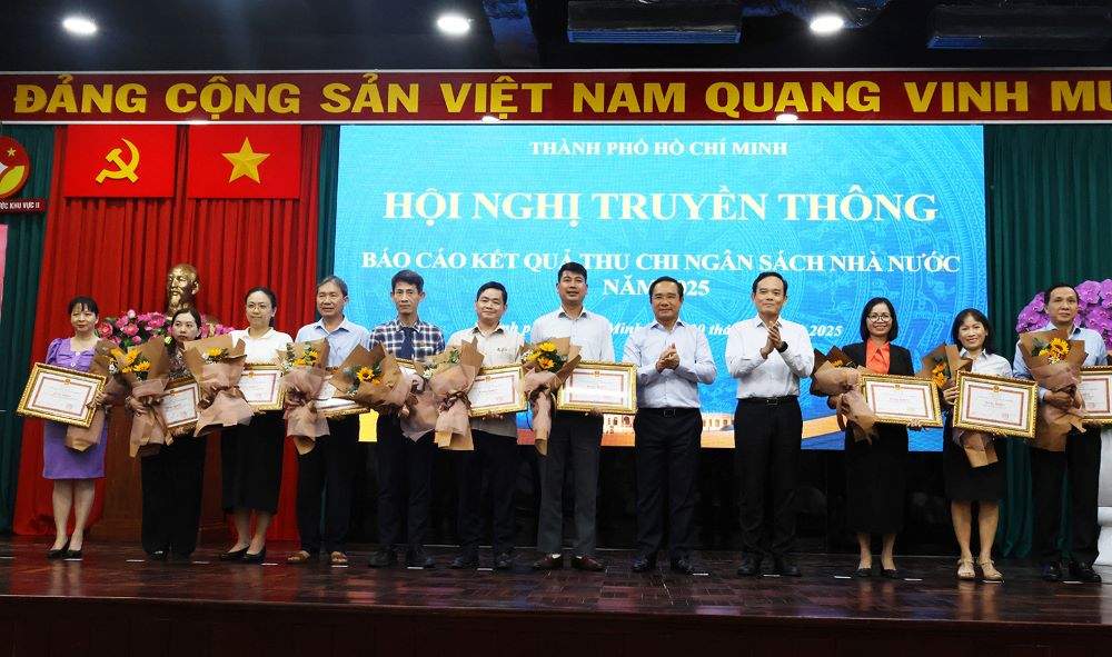 Thu ngân sách TP. Hồ Chí Minh đạt 785.000 tỷ đồng trong năm 2025