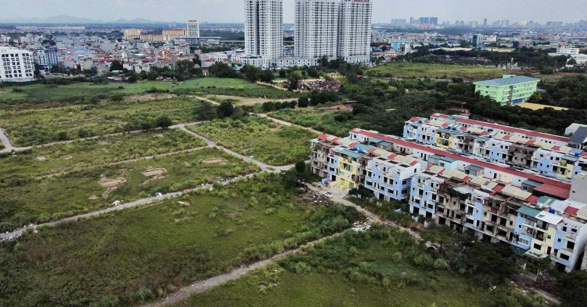 Đất thu hồi nhưng không thực hiện ‘treo’ suốt 20 năm, có được cấp sổ đỏ?