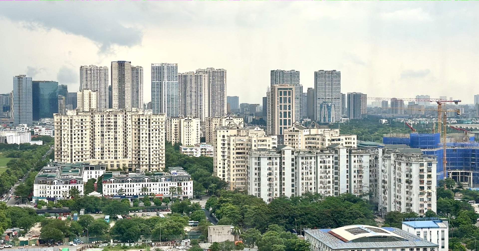 Giá chung cư leo thang, có nơi tăng hơn 40% chỉ sau một năm