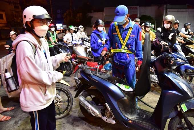 Gasoline prices in Vietnam jump to 3-month peak Gasoline prices in Vietnam jump to 3-month peak