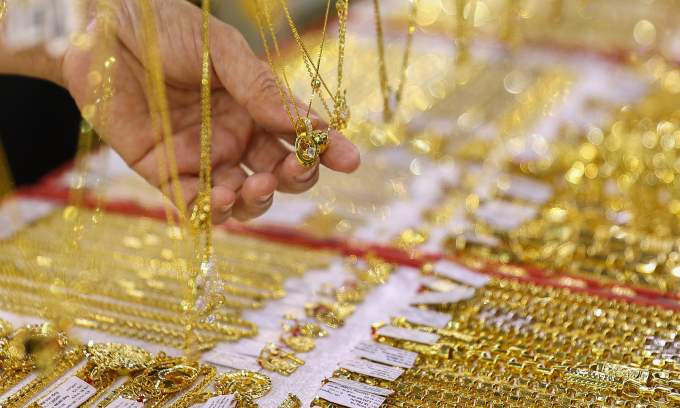 Gold prices fall – VnExpress International