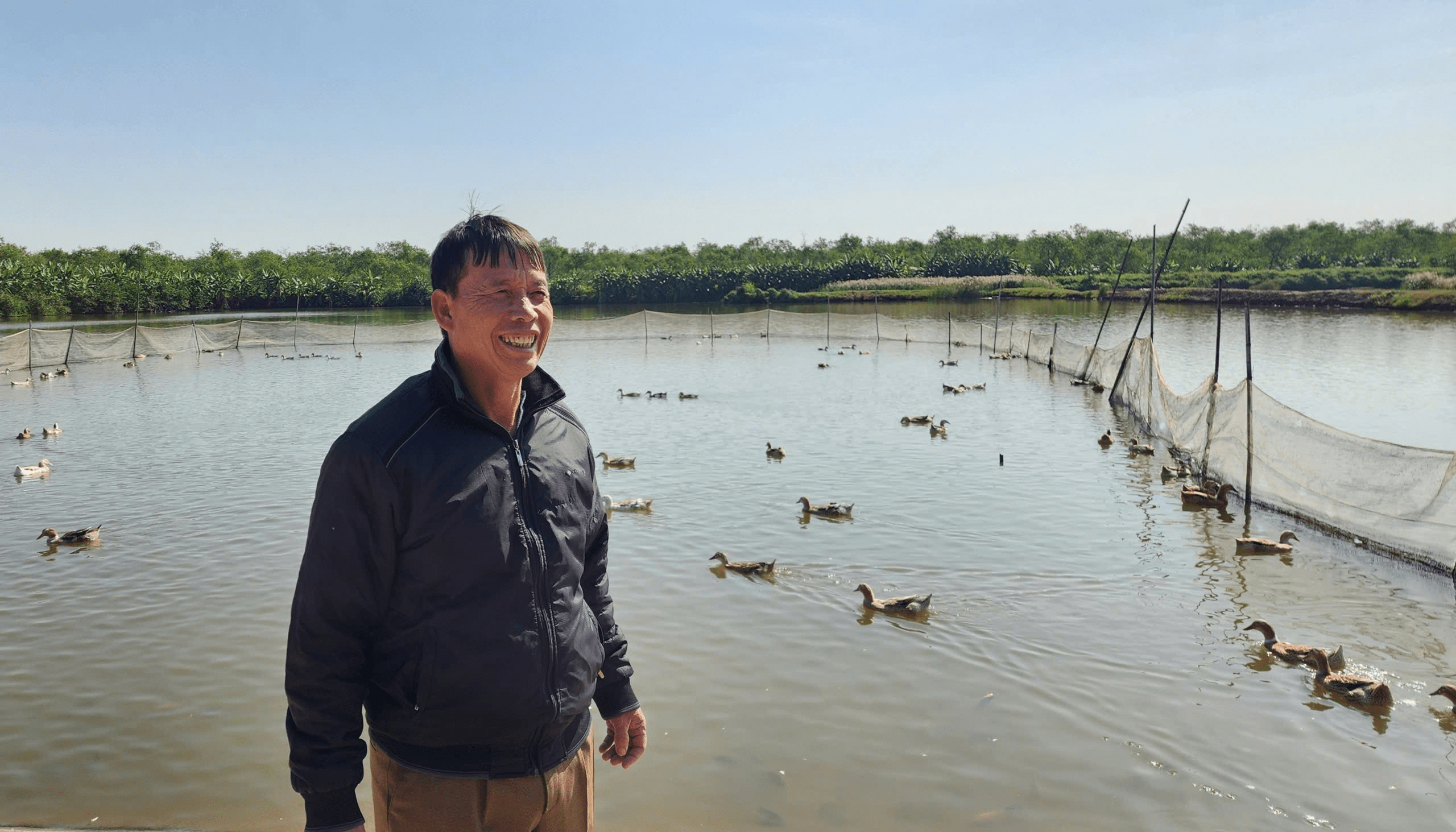 Nông dân Đoàn Văn Vươn gây dựng thương hiệu vịt biển