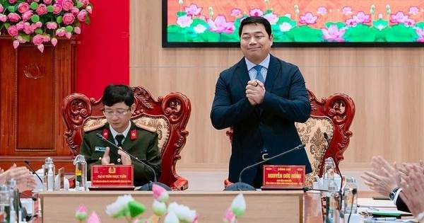 Từ ‘tay ngang’ trở thành Phó giám đốc ngành bay khi mới 26 tuổi