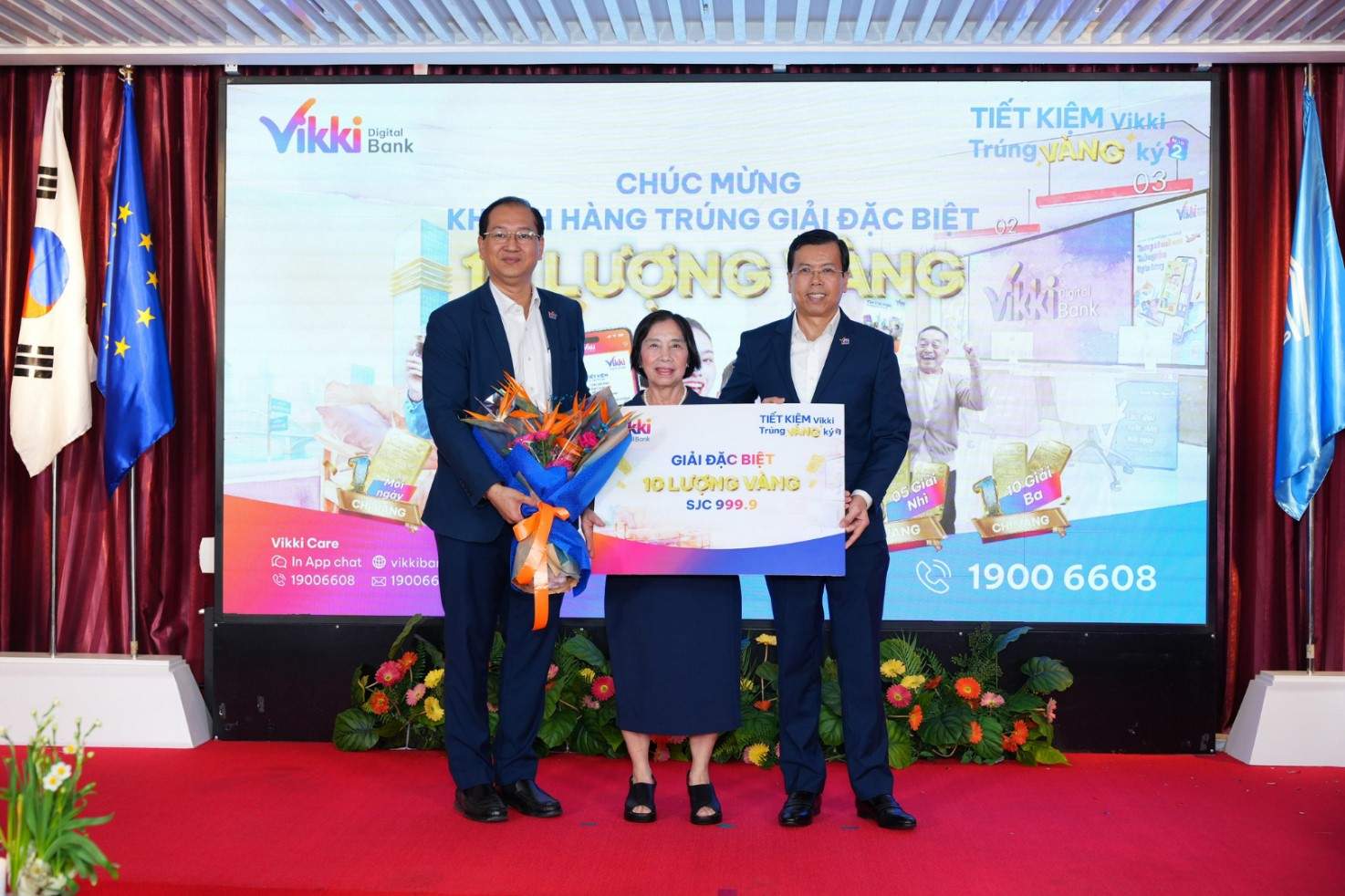 Vikki Bank trao giải 1 ký vàng và 10 giải thưởng giá trị, đồng thời khởi động mùa mới