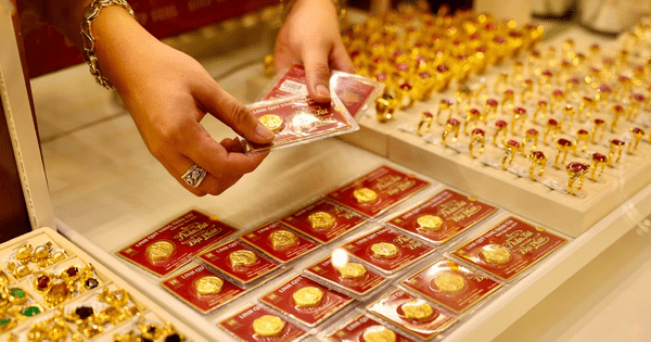 Giá vàng SJC, vàng nhẫn trơn tiếp tục đi lên