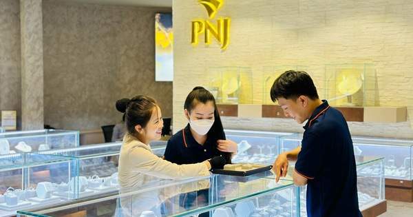 Sáng mùng 2 Tết, giá vàng miếng SJC, vàng nhẫn giảm tiếp