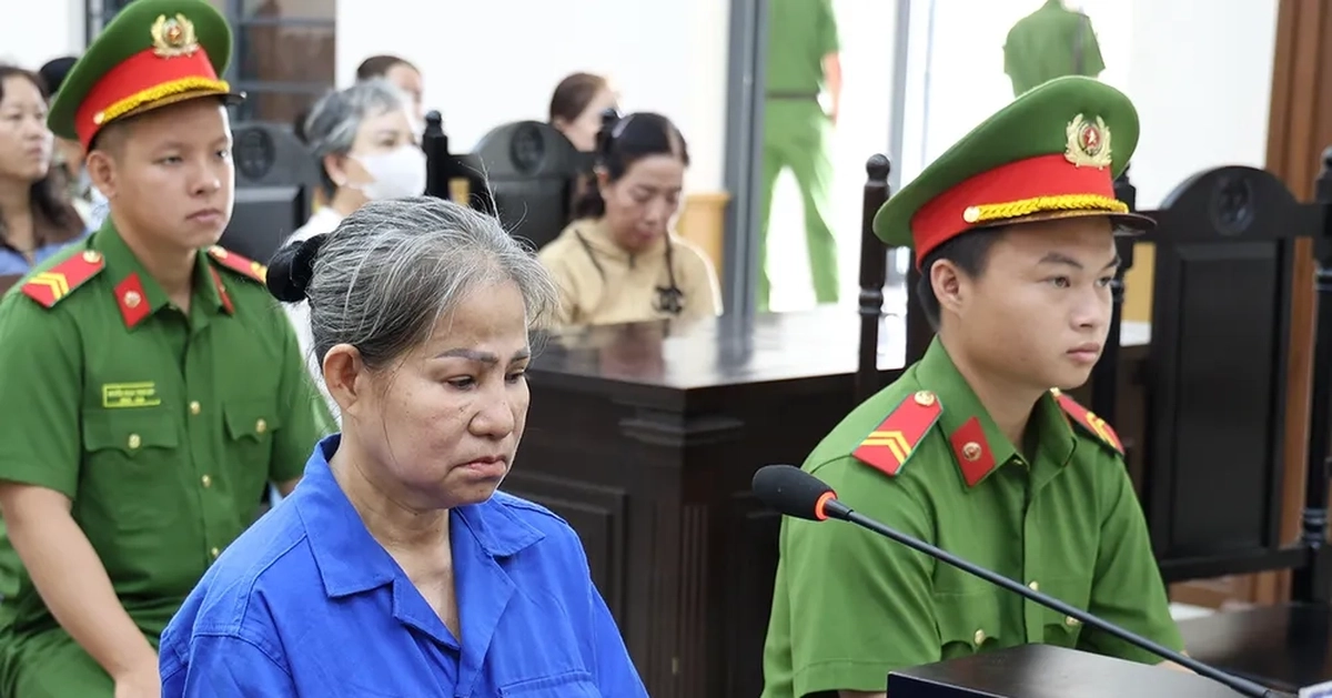 Lừa đảo chiếm đoạt hơn 14,3 tỷ đồng, chủ hụi lãnh 17 năm tù Lừa đảo chiếm đoạt hơn 14,3 tỷ đồng, chủ hụi lãnh 17 năm tù