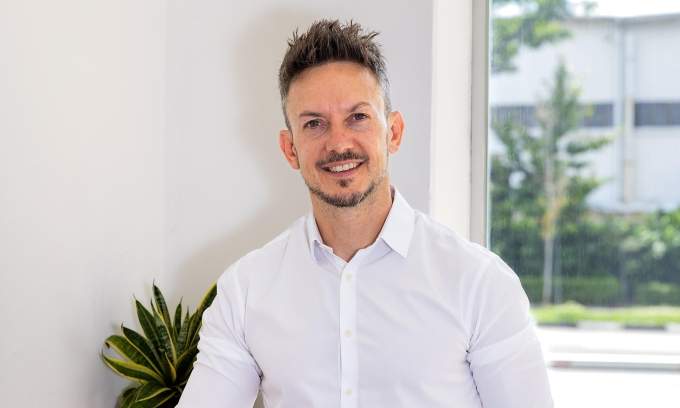 Banker left seven-figure job to sell bubble tea, now his company makes 0M a year Banker left seven-figure job to sell bubble tea, now his company makes 0M a year