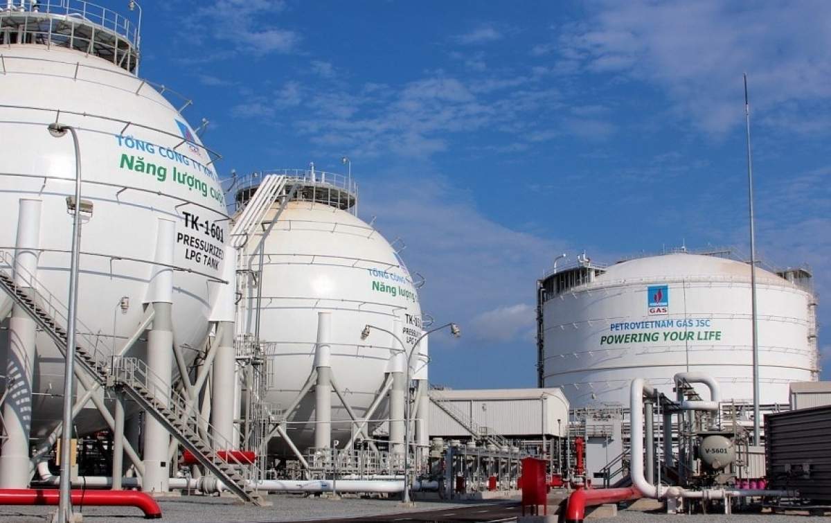 Middle East tensions set to test VN-Index, boost energy stocks Middle East tensions set to test VN-Index, boost energy stocks