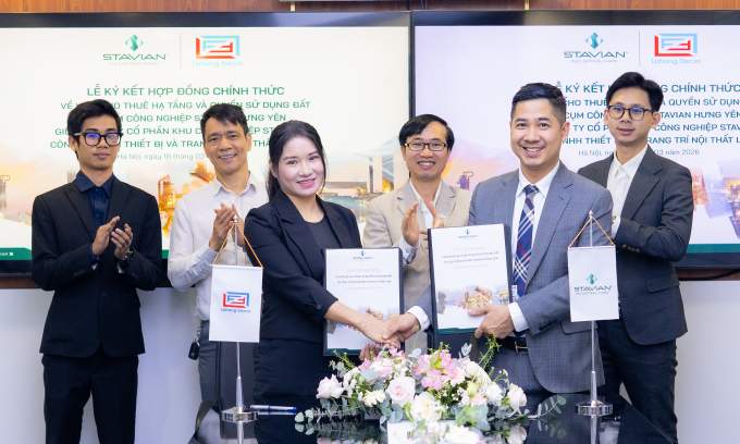 Stavian Hung Yen Industrial Cluster hands over land to investors Stavian Hung Yen Industrial Cluster hands over land to investors