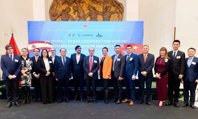 Vietnam-Spain forum explores cooperation in tourism, technology Vietnam-Spain forum explores cooperation in tourism, technology
