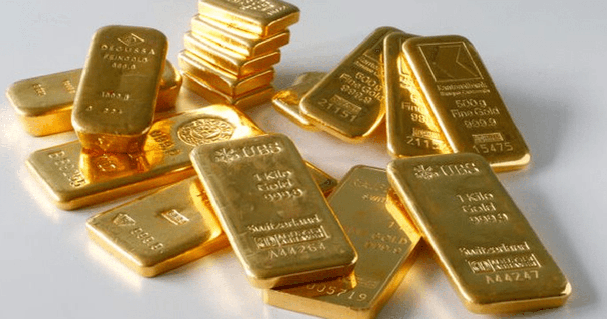 Tối ngày 18/3, giá vàng bất ngờ giảm sâu xuống dưới 4.900 USD/ounce