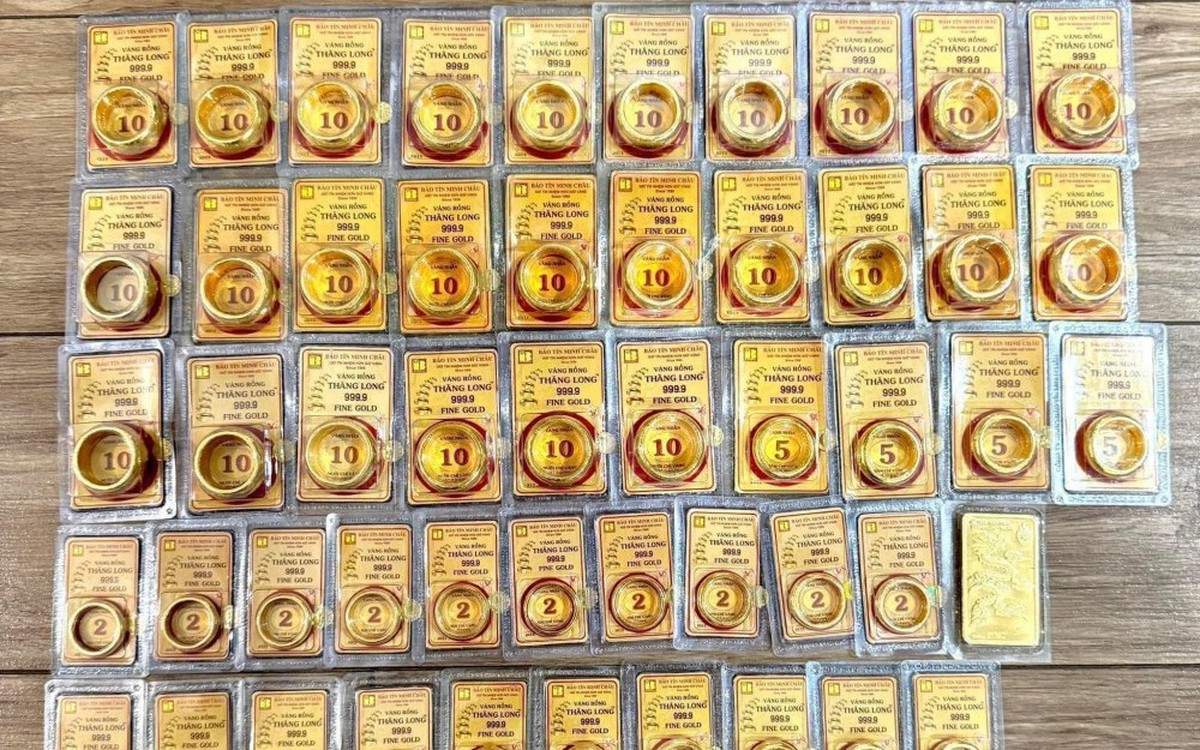 Giá vàng SJC, vàng nhẫn bất ngờ đảo chiều tăng