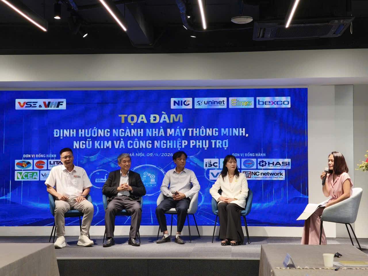 Chuyển đổi nhà máy thông minh: “Cuộc đua” tư duy số và kết nối chuỗi giá trị