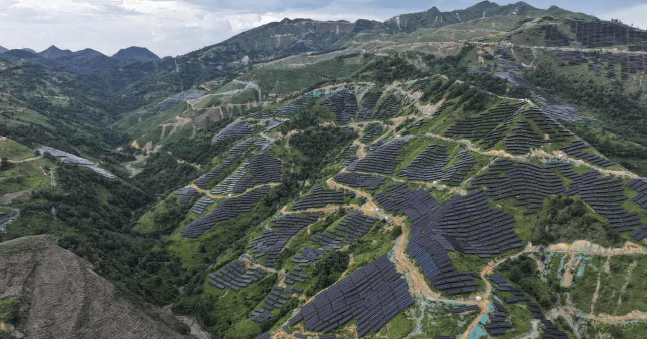 Điện mặt trời lập kỷ lục công suất mới 511 GW trong năm 2025