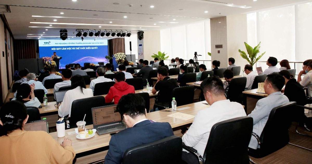 Duy trì đà tăng trưởng, tái cấu trúc giai đoạn phát triển mới