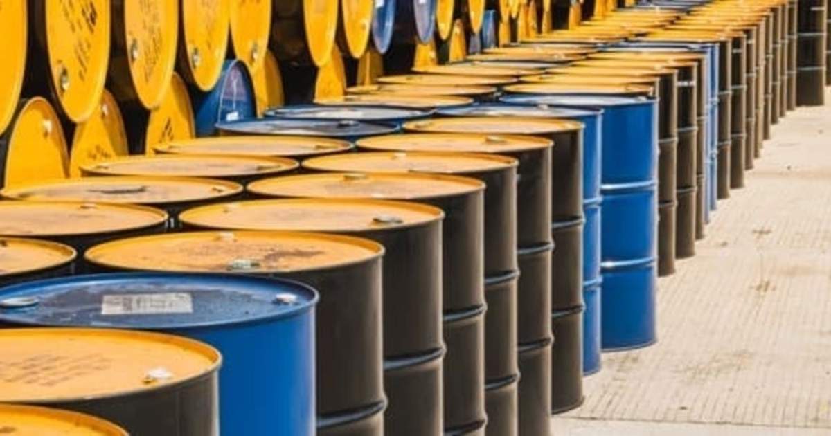 Giá xăng dầu tăng, Việt Nam đối mặt thách thức năng lượng cấp bách