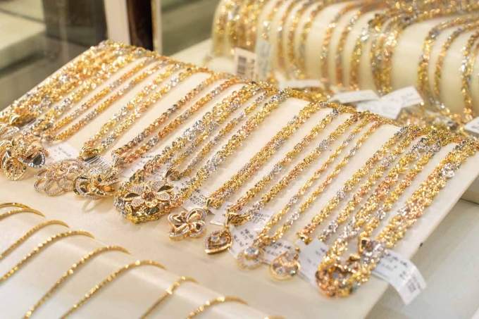 Gold prices dip – VnExpress International Gold prices dip – VnExpress International