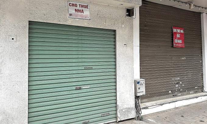 Hanoi retailers abandon prime locations despite plummeting rents