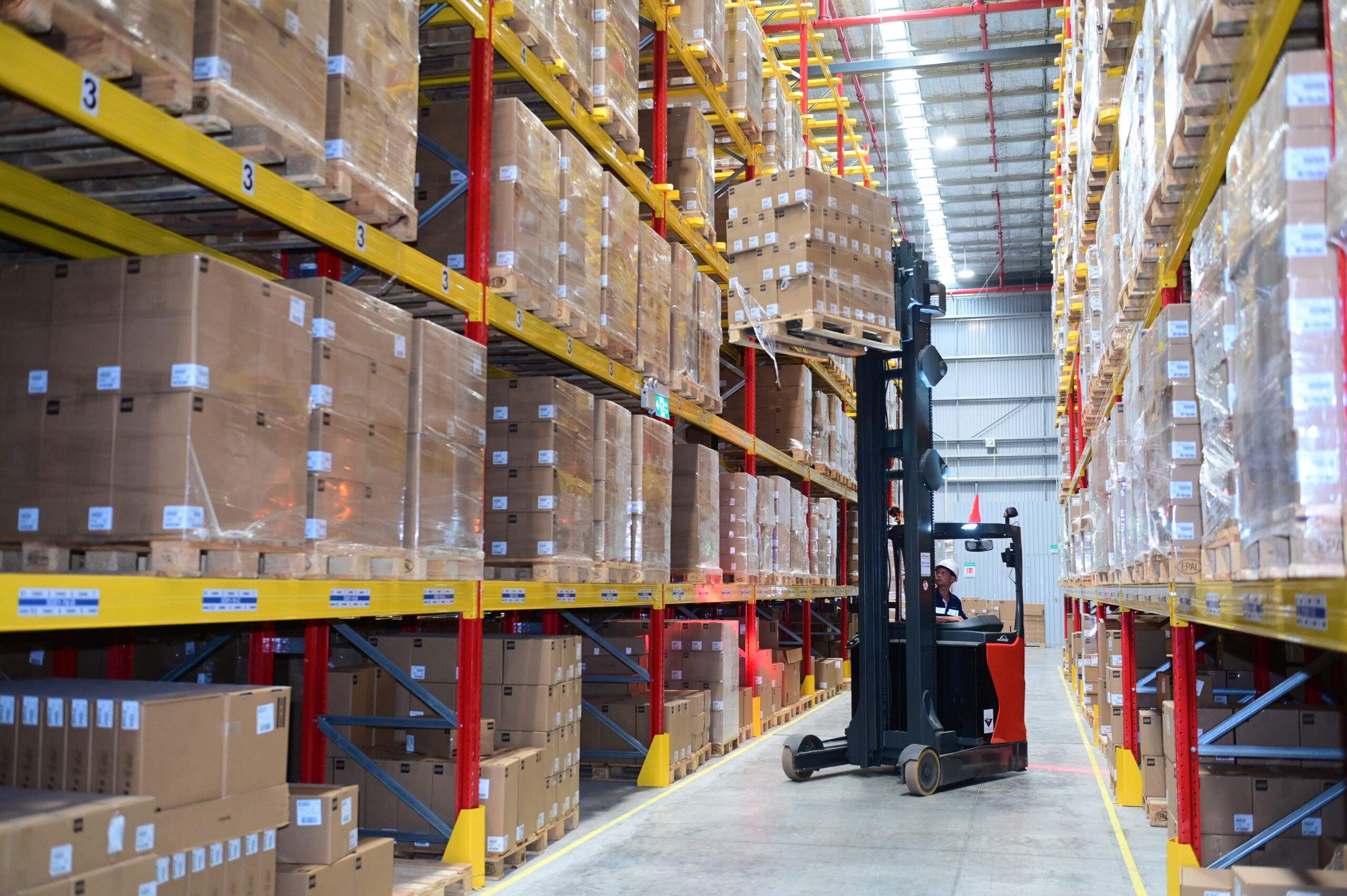 Ngành logistics tăng cường năng lực thích ứng trước biến động toàn cầu Ngành logistics tăng cường năng lực thích ứng trước biến động toàn cầu