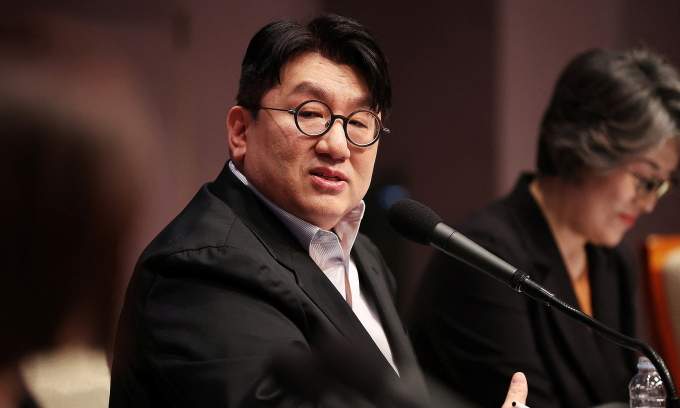 South Korea police seek detention warrant for BTS agency’s billionaire founder Bang Si-hyuk