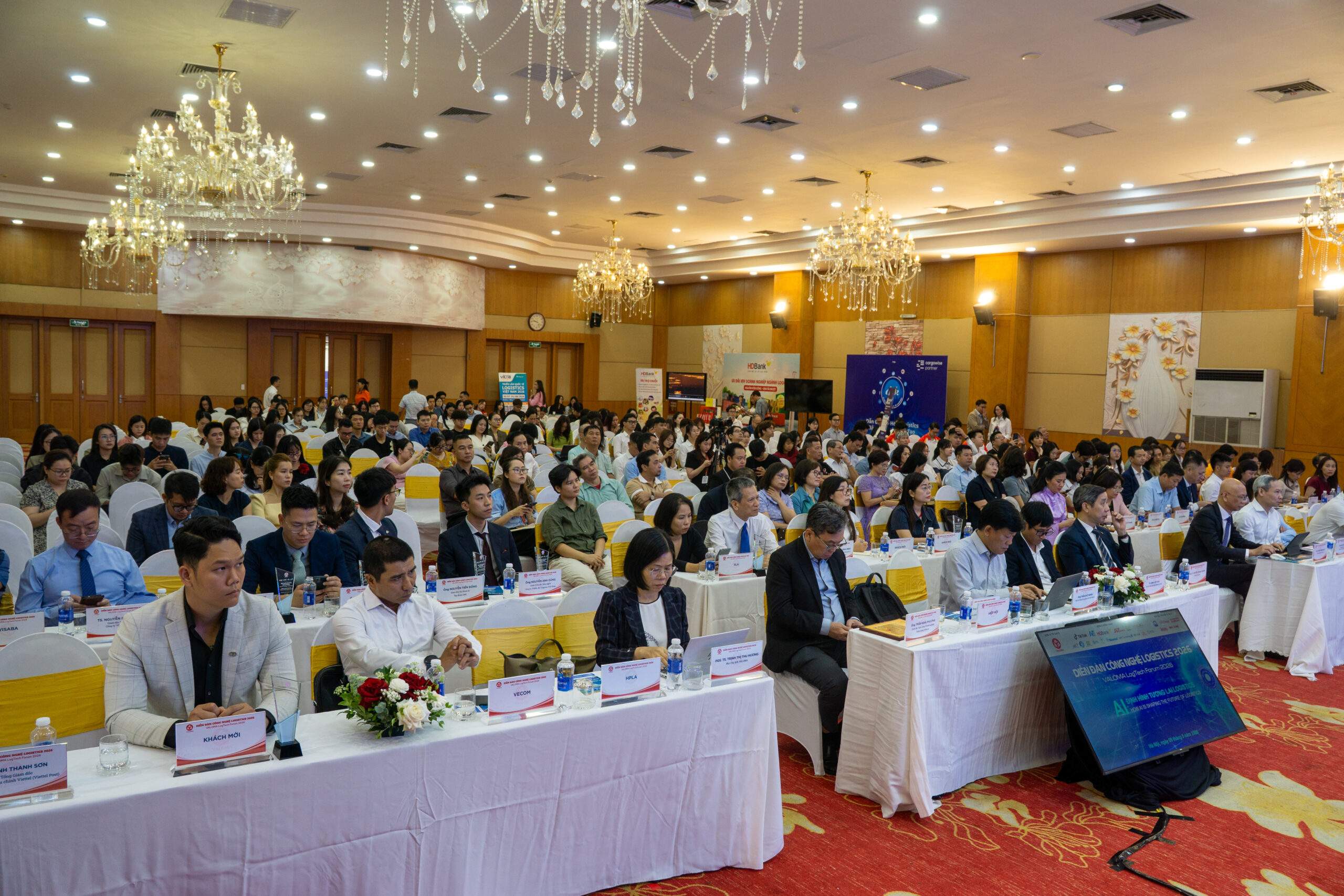 Áp lực làm chủ công nghệ AI trong “cuộc đua” nâng cao năng lực cạnh tranh ngành logistics