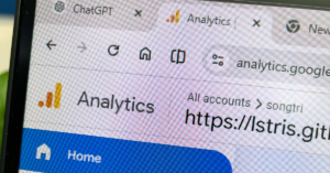 ChatGPT, Gemini trở thành nguồn traffic mới trên Google Analytics