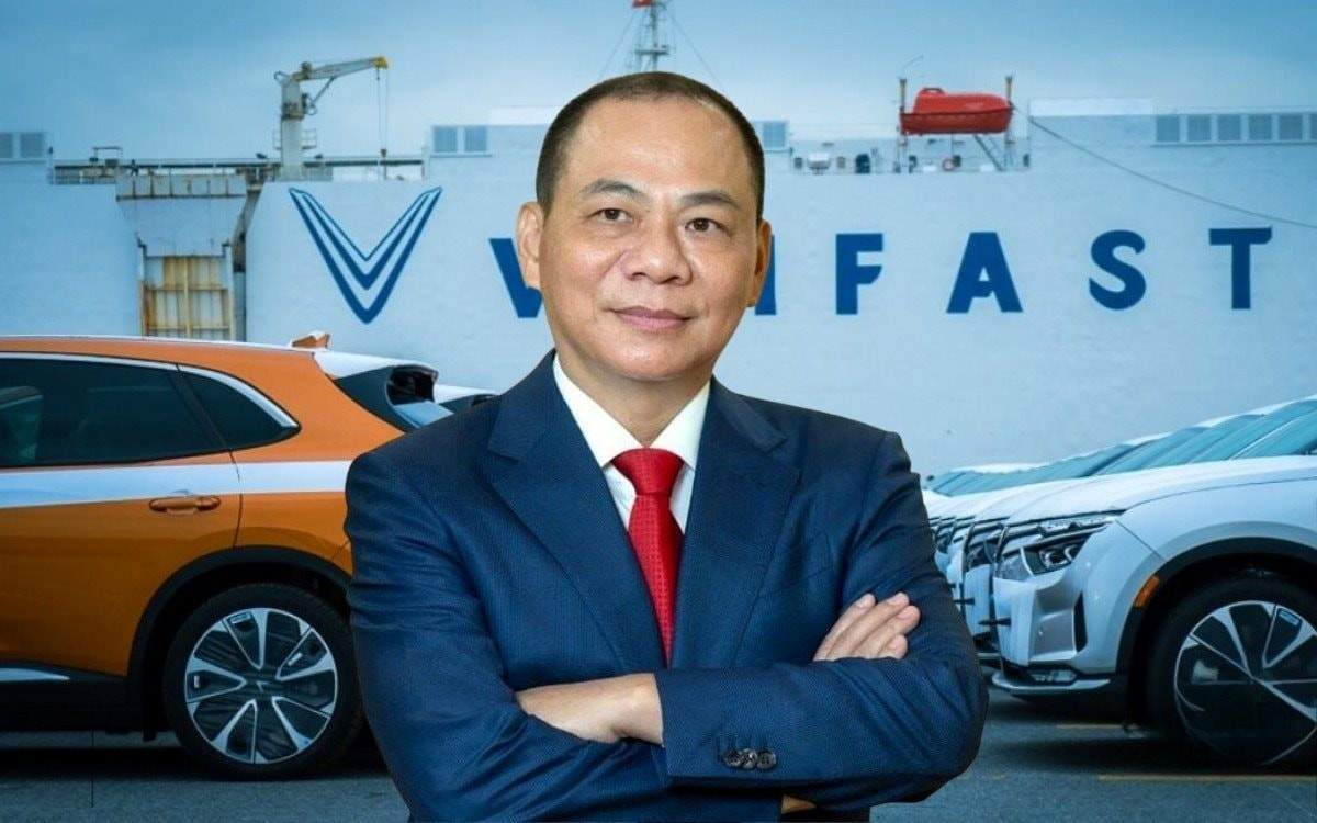 ‘Cơn sóng thần’ từ VinFast khiến trùm cầm đồ 468.975 xe máy phải thay đổi, vua xe sang xoay trục, đại gia xăng dầu gấp rút mở trạm sạc