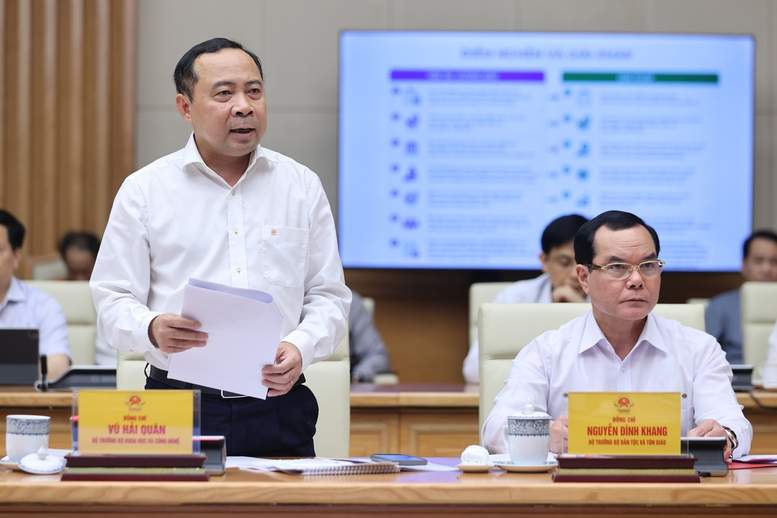 Phát triển công nghệ chiến lược không chạy theo phong trào