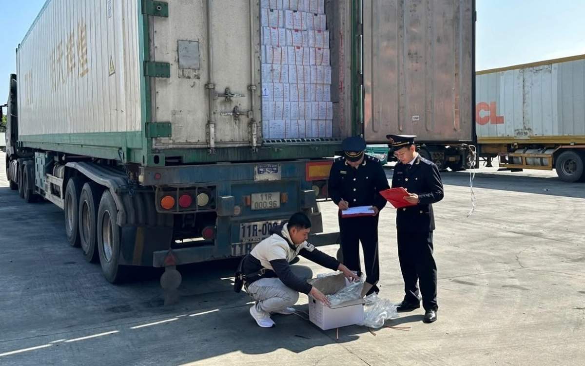 Quảng Ninh: Miễn phí hạ tầng cửa khẩu với hàng nhập khẩu Quảng Ninh: Miễn phí hạ tầng cửa khẩu với hàng nhập khẩu