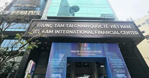Sếp ngân hàng nói về điện sạch để hút vốn vào Trung tâm tài chính quốc tế Sếp ngân hàng nói về điện sạch để hút vốn vào Trung tâm tài chính quốc tế