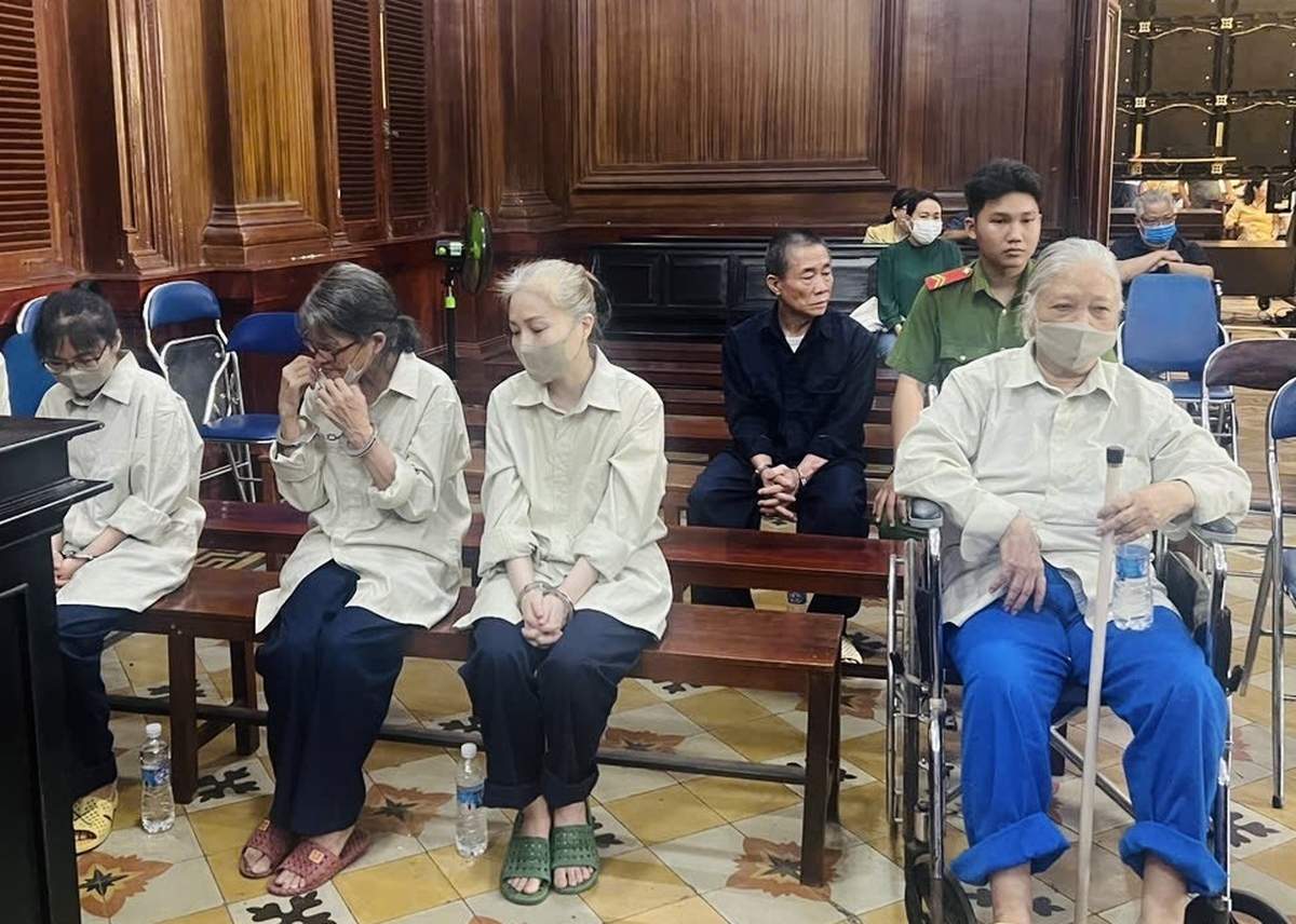 Tuyên án vụ án sai phạm tín dụng ở Công ty Phú Mỹ, gây thiệt hại 73 tỷ đồng Tuyên án vụ án sai phạm tín dụng ở Công ty Phú Mỹ, gây thiệt hại 73 tỷ đồng