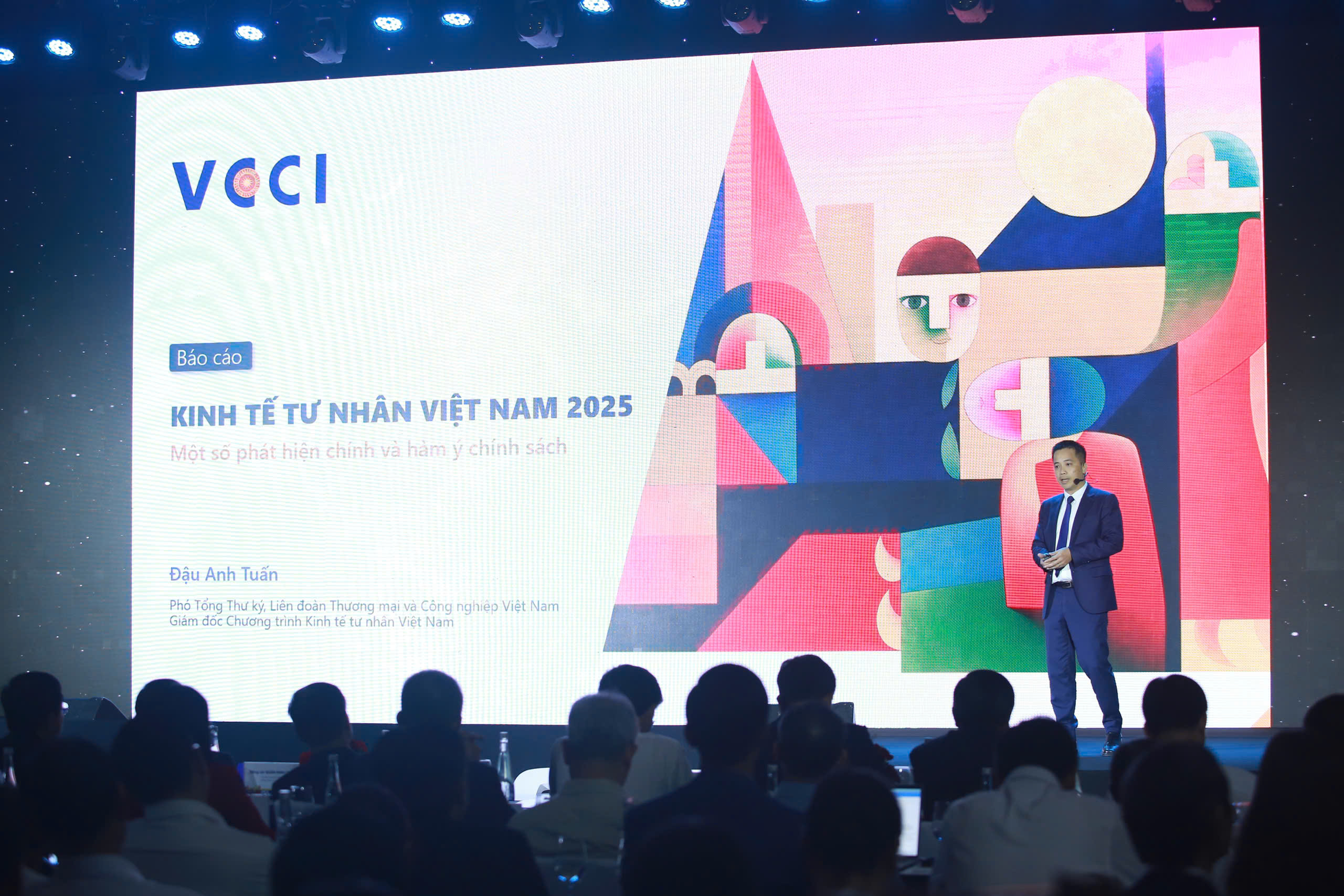 VCCI công bố Báo cáo Kinh tế tư nhân Việt Nam năm 2025, ra mắt phiên bản PCI 2.0 và BPI