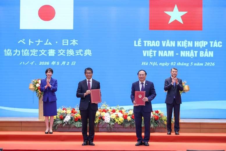 Việt Nam – Nhật Bản ký loạt văn kiện, mở rộng hợp tác từ hạ tầng đến chuyển đổi số Việt Nam – Nhật Bản ký loạt văn kiện, mở rộng hợp tác từ hạ tầng đến chuyển đổi số