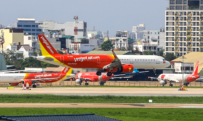 Vietjet, Bamboo Airways raises checked baggage fees ahead of summer travel season