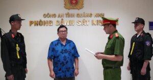 Vì sao Chủ tịch Hội đồng thành viên Công ty TNHH Việt Mỹ Hạ Long bị khởi tố? Vì sao Chủ tịch Hội đồng thành viên Công ty TNHH Việt Mỹ Hạ Long bị khởi tố?