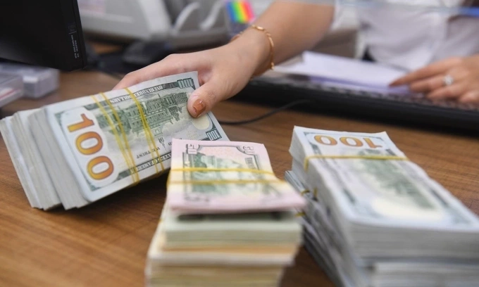 Dollar gains over dong – VnExpress International Dollar gains over dong – VnExpress International