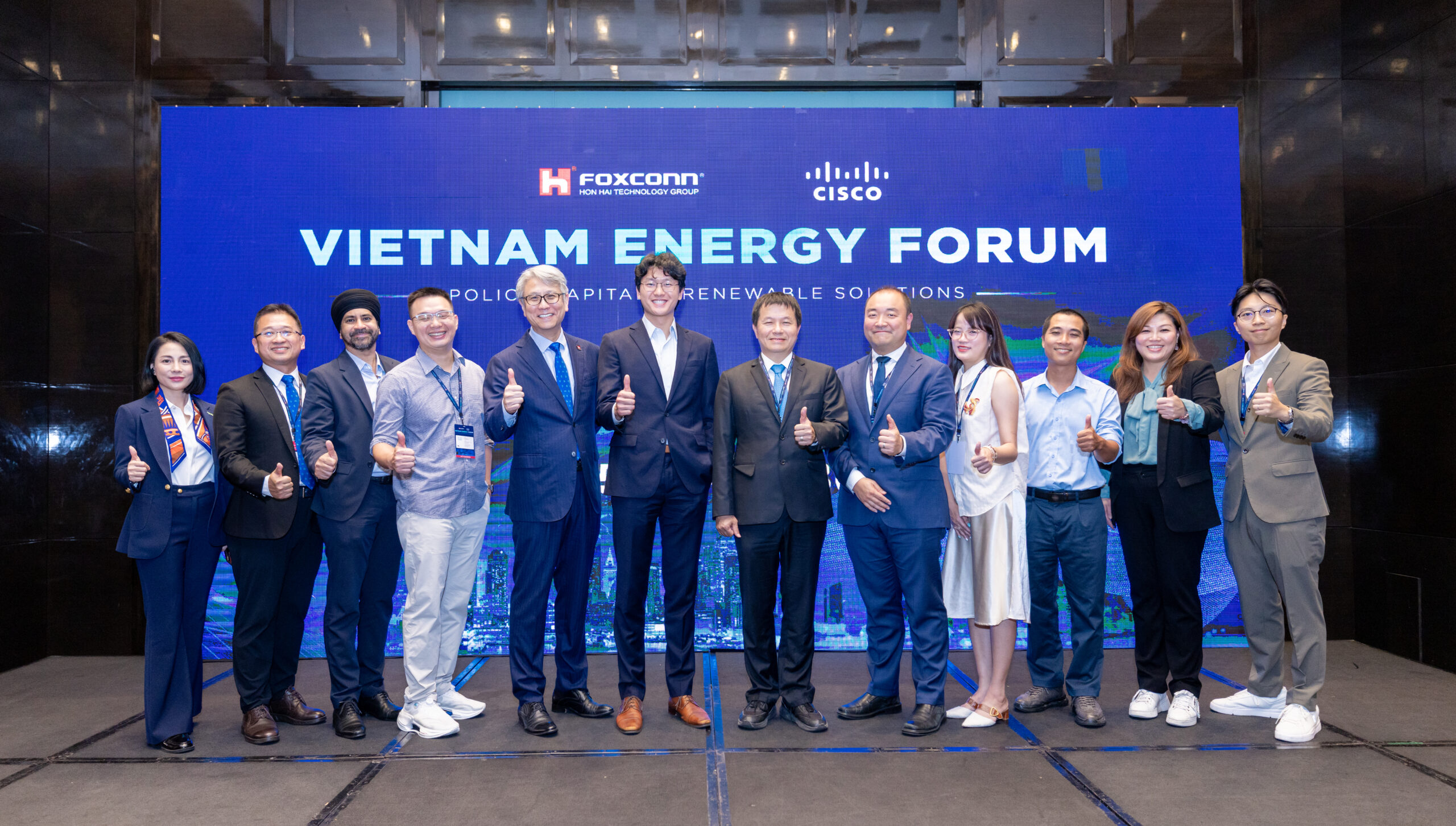 Foxconn tổ chức Diễn đàn Năng lượng tại Hà Nội, thúc đẩy chuỗi cung ứng xanh bền vững tại Việt Nam Foxconn tổ chức Diễn đàn Năng lượng tại Hà Nội, thúc đẩy chuỗi cung ứng xanh bền vững tại Việt Nam
