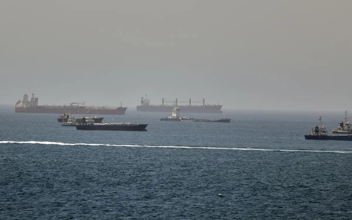 Iran và Oman tổ chức cuộc họp đầu tiên về eo biển Hormuz