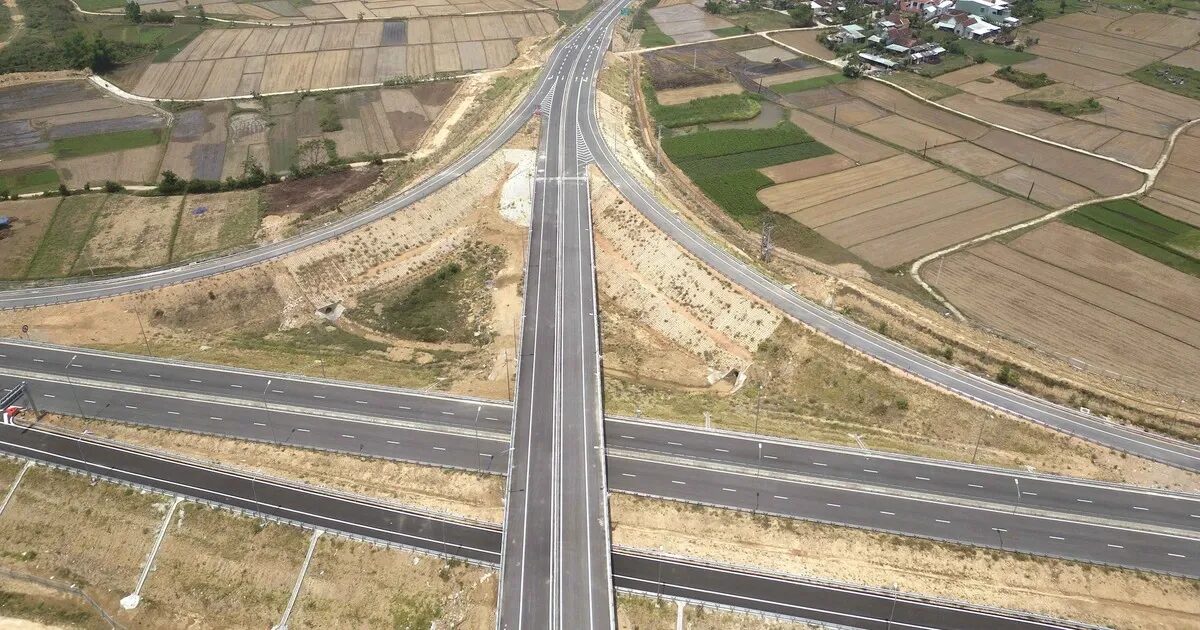 Những ‘mạch máu’ liên vùng, sức bật mới của Đà Nẵng