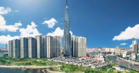 Tăng vọt 11 bậc, Vingroup vào top 30 doanh nghiệp lớn nhất Đông Nam Á Tăng vọt 11 bậc, Vingroup vào top 30 doanh nghiệp lớn nhất Đông Nam Á