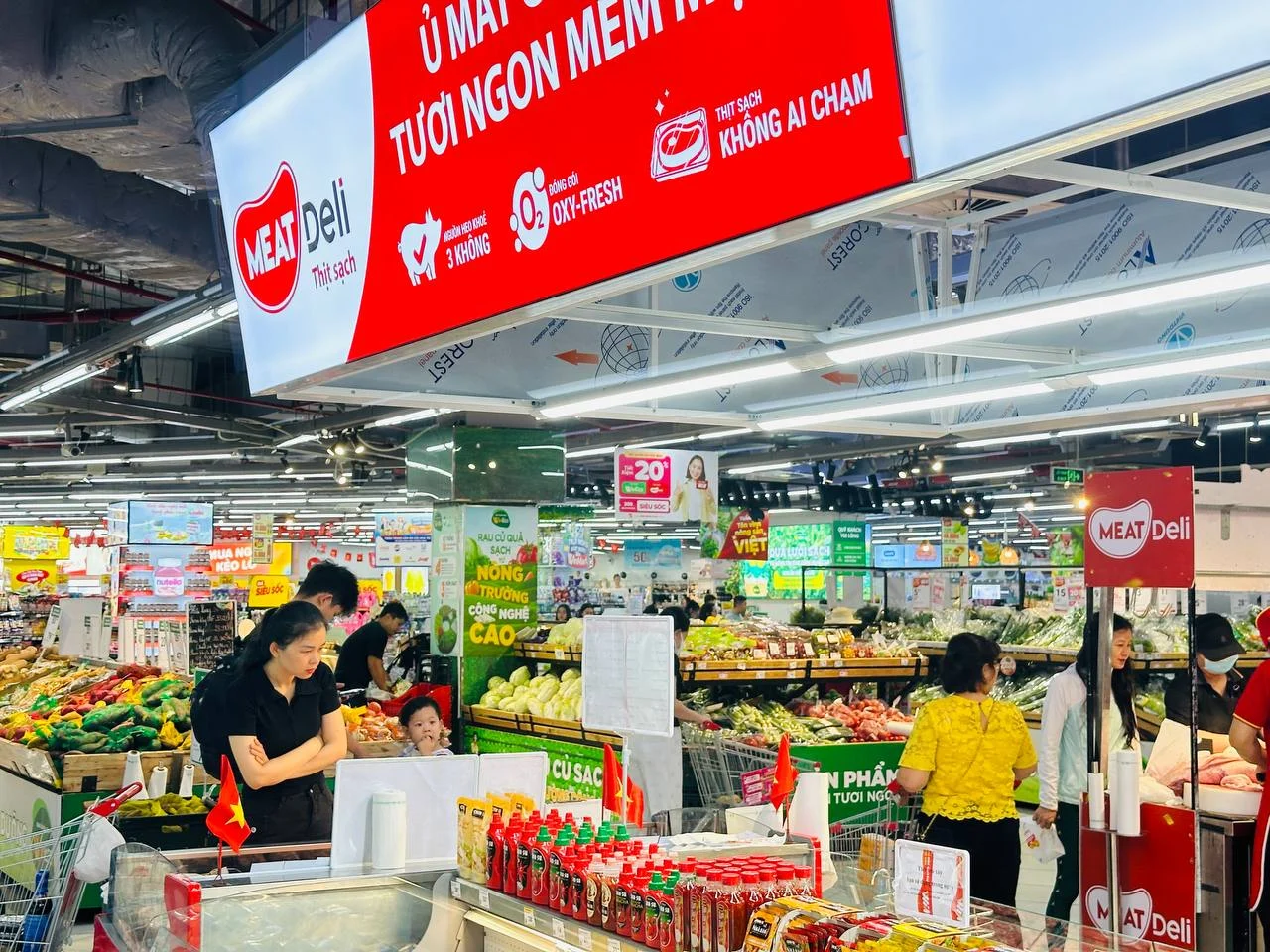 Thị Trường Bán Lẻ 2026: Tăng Trưởng Nhờ Sức Mua & Công Nghệ